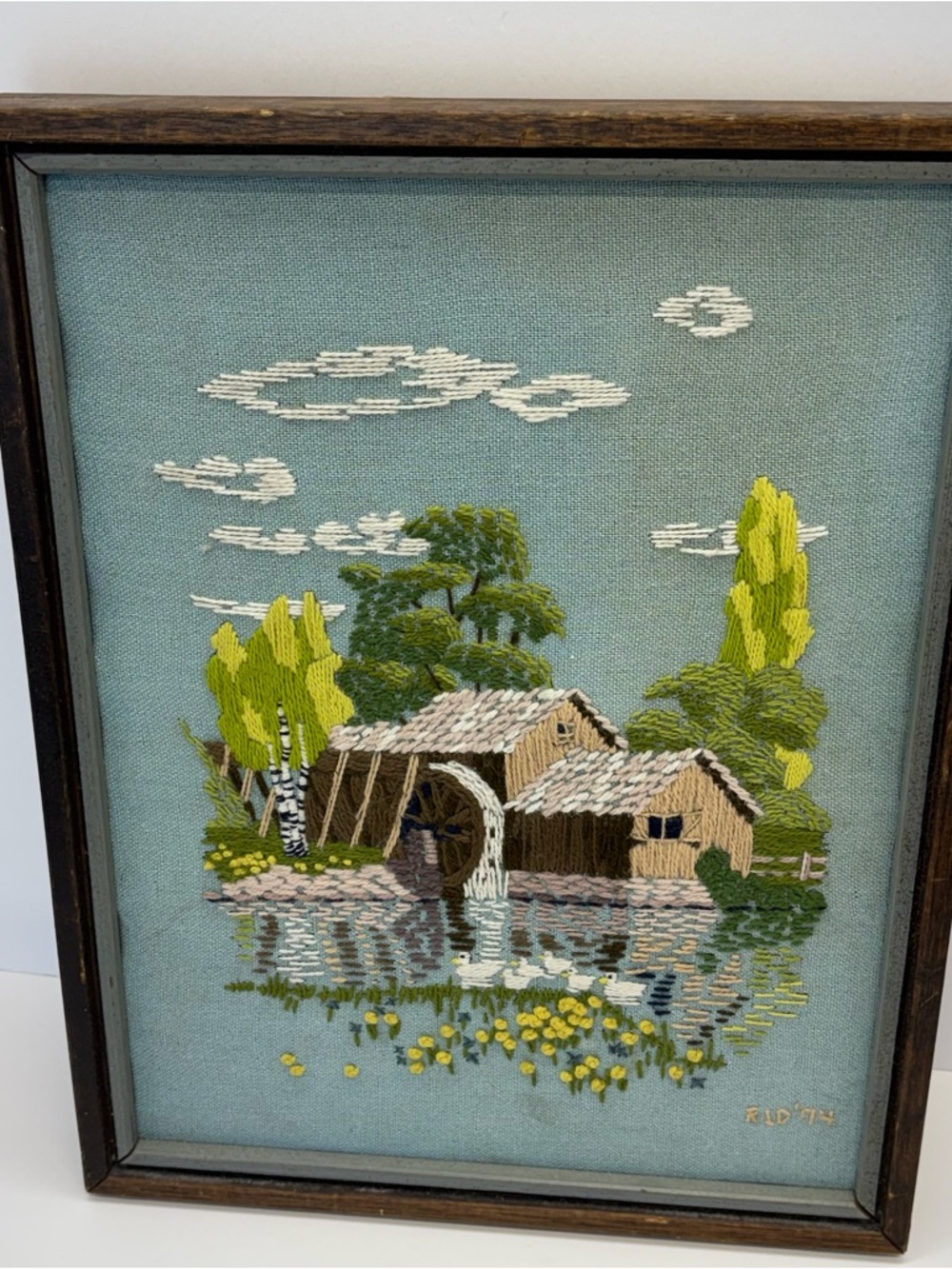 Vtg Framed Needlepoint Picture Crewel Of Dutch Grist Mill Ducks Flowers Cottage - Picture 5 of 9